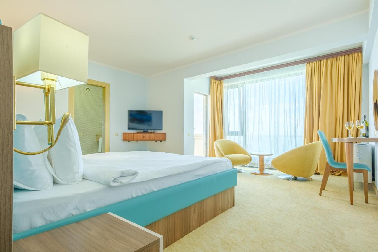 Castello Mare All Inclusive Resort Batumi Eksteriør billede