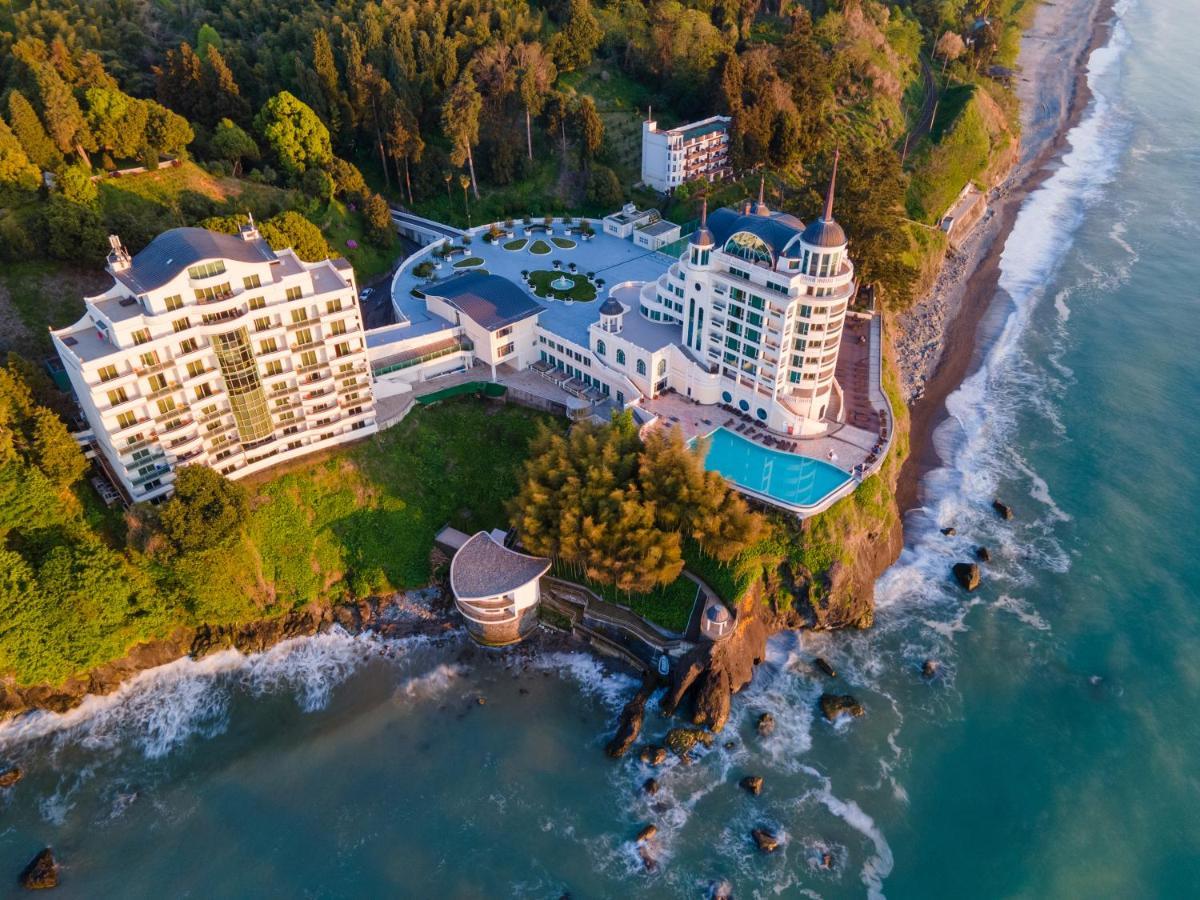 Castello Mare All Inclusive Resort Batumi Eksteriør billede