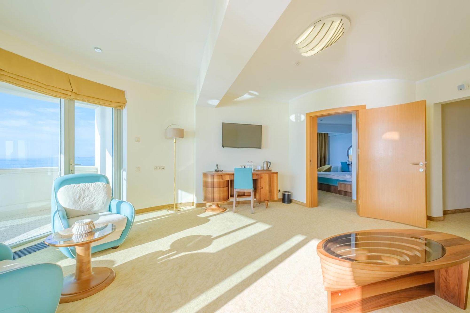 Castello Mare All Inclusive Resort Batumi Eksteriør billede