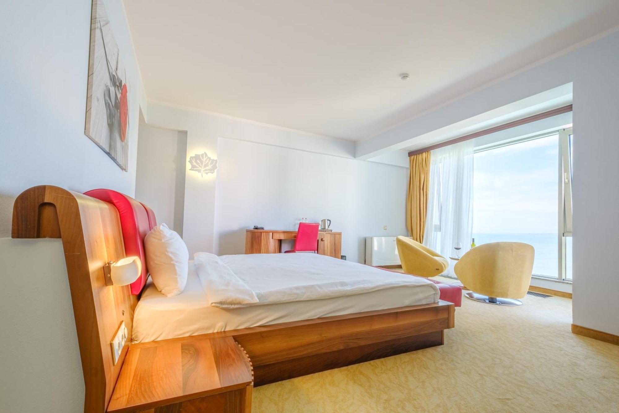 Castello Mare All Inclusive Resort Batumi Eksteriør billede