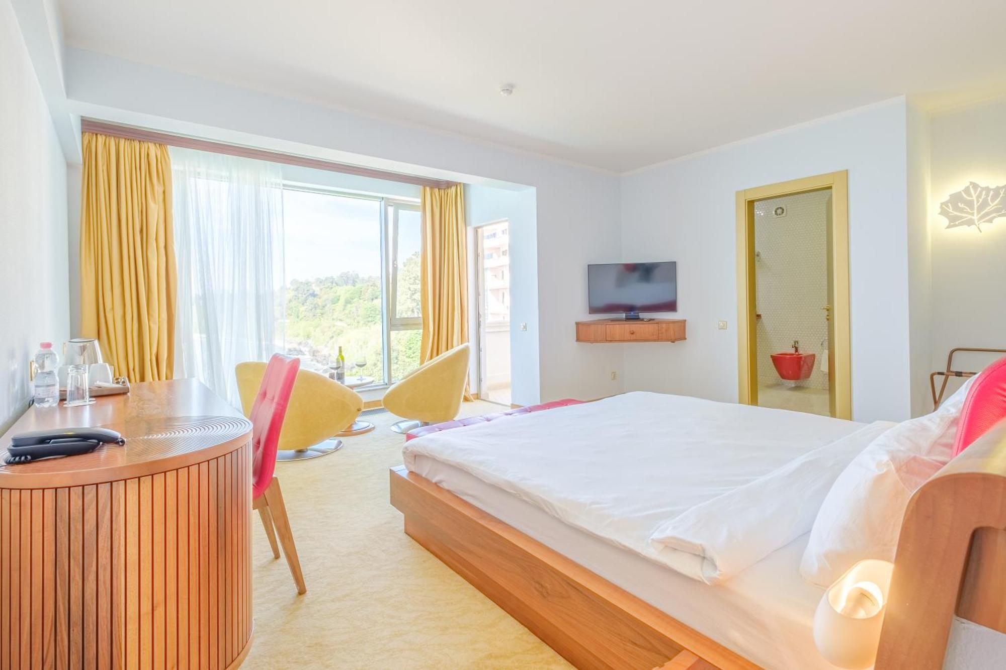 Castello Mare All Inclusive Resort Batumi Eksteriør billede