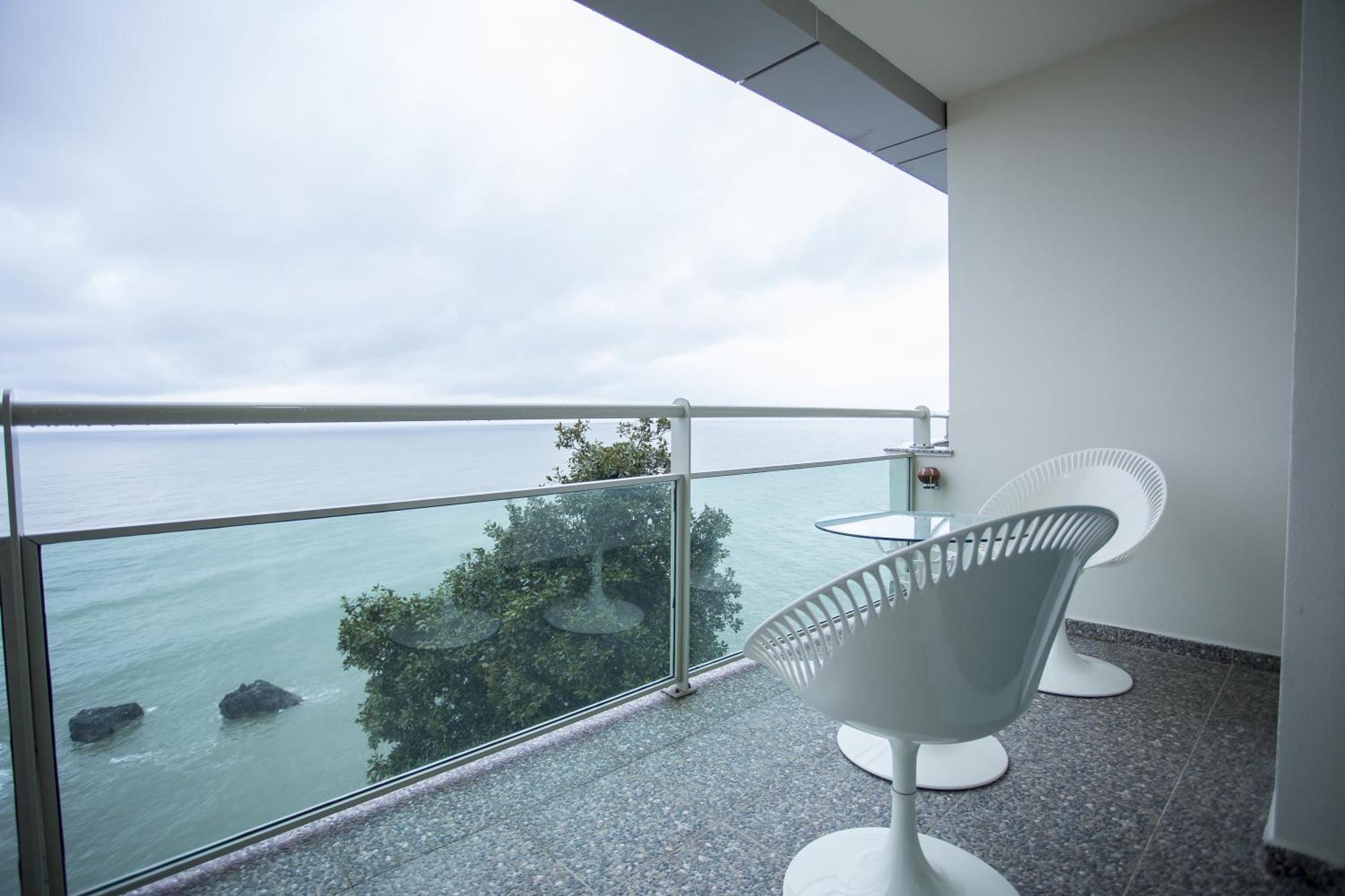 Castello Mare All Inclusive Resort Batumi Eksteriør billede